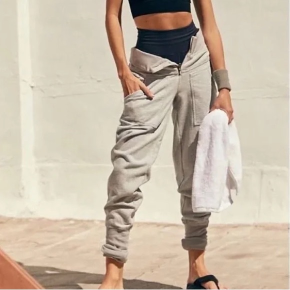 FP Movement Size S Gray Cotton Ultra High Rise Front Zip Jogger Pockets Pants - Picture 2 of 8